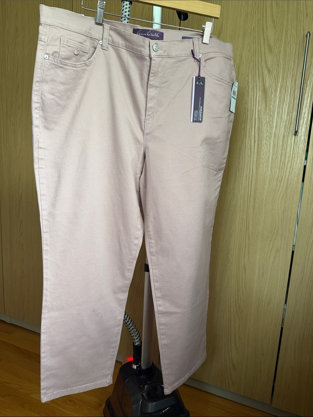 Gloria Vanderbilt 98% Cotton Amanda Straight Jeans - Taupe Blush